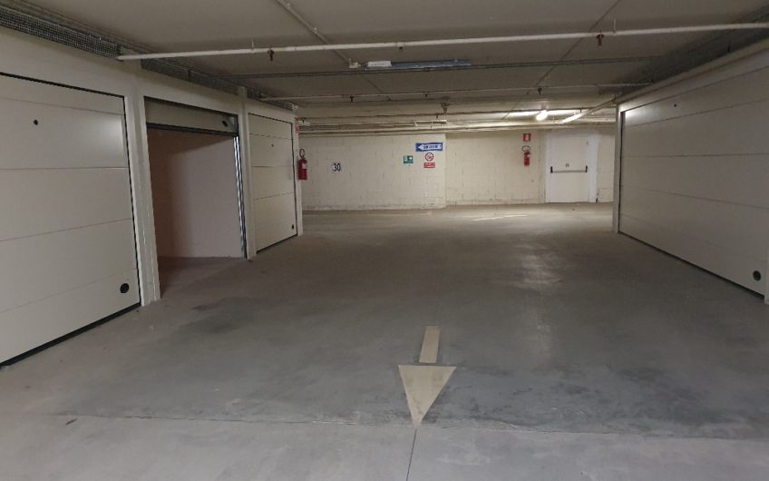 Vendesi, Box auto singolo in Lodi