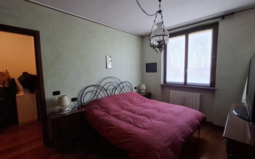 San Martino in Strada, ampio 2 locali con cantina possibilità box