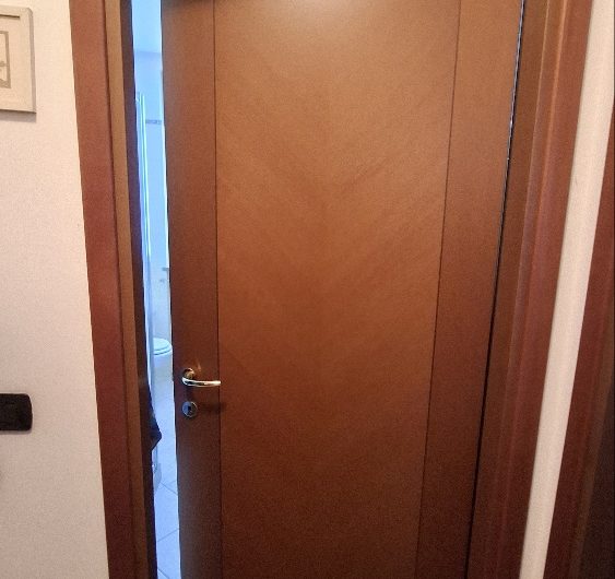 San Martino in Strada, ampio 2 locali con cantina possibilità box