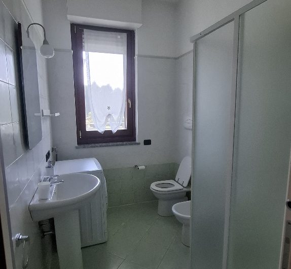 Lodi, Zona Pratello, 2 locali con terrazzo
