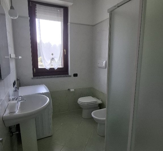 Lodi, Zona Pratello, 2 locali con terrazzo