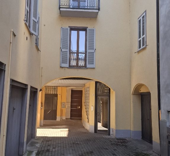 Lodi, ad.nze stazione e centro, ampio bilocale arredato