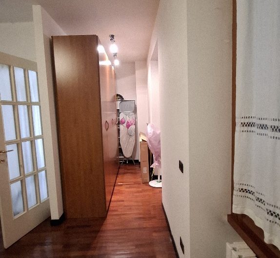 Lodi, ad.nze stazione e centro, ampio bilocale arredato