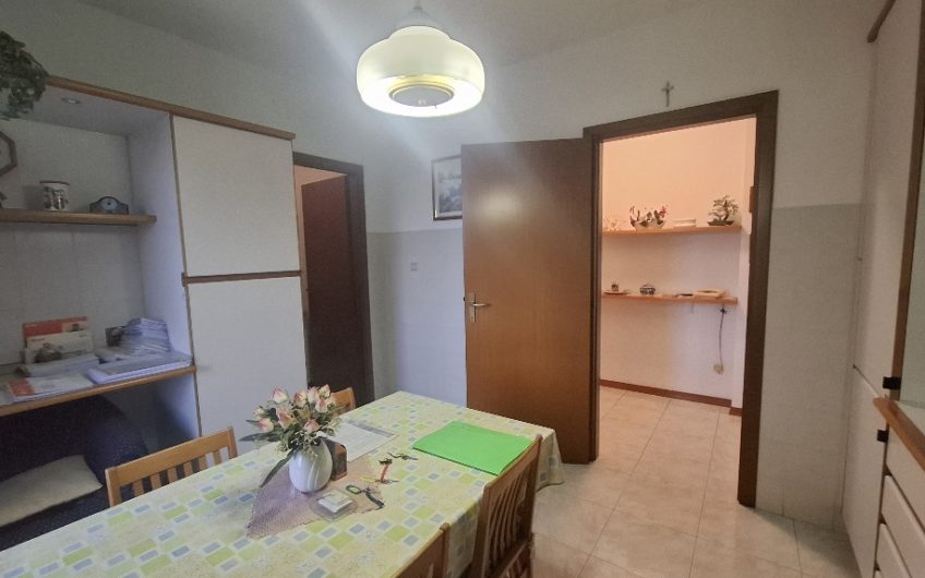 San Martino in Strada, Via Don Sturzo,3 locali con cantina e box