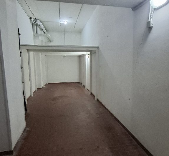 Affitto box auto soppalcato, Lodi Zona Torre Zucchetti